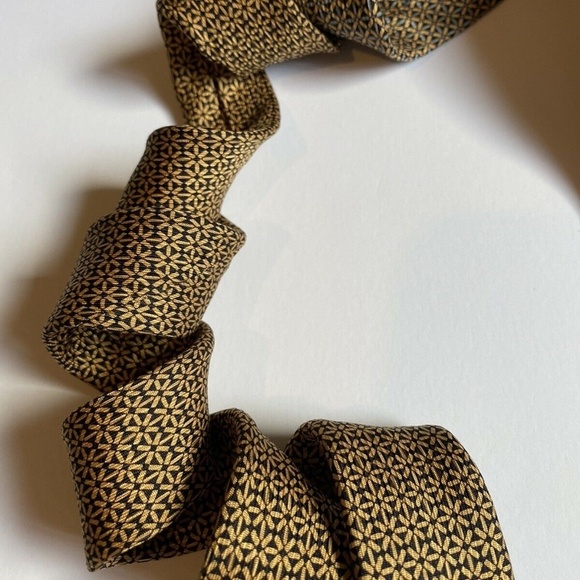 Nautica Men Tie Gold/Purple 100% Silk Made In Mexico - Picture 8 of 12